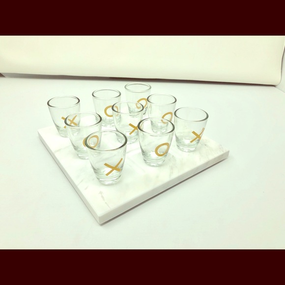 1 LEFT! Marble Tic Tac Toe Shot Glass Set Game NWT - Picture 4 of 8